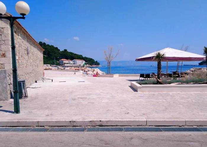 Casa vacanze House With A Parking Space Svirce, Hvar - 17682 *