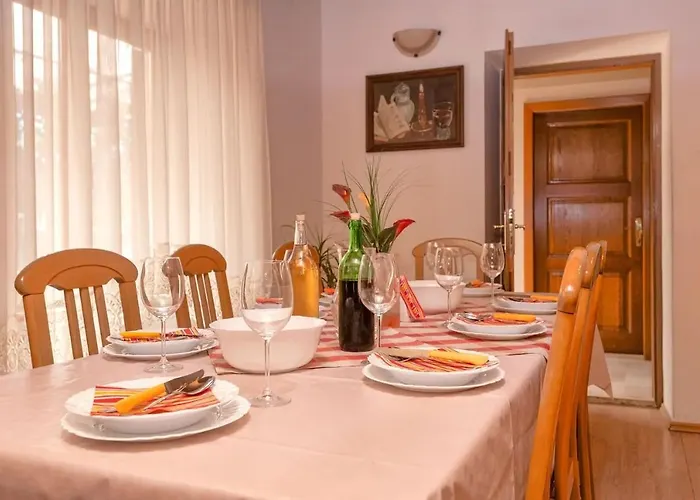 Casa vacanze House With A Parking Space Svirce, Hvar - 17682 Vrbanj