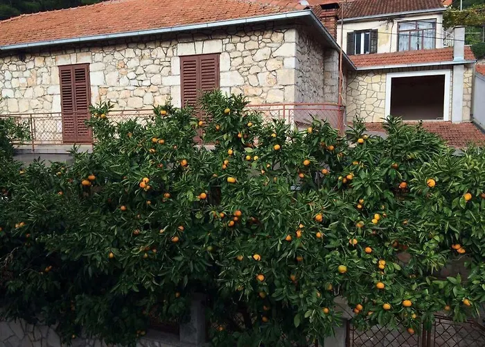 Casa vacanze House With A Parking Space Svirce, Hvar - 17682 Vrbanj